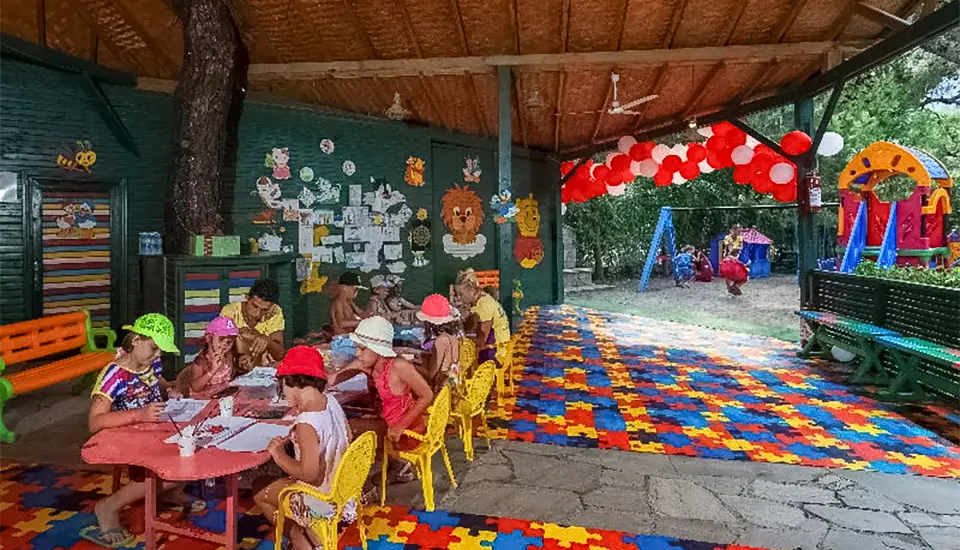 هتل پر لا مر ریزورت اند اسپا